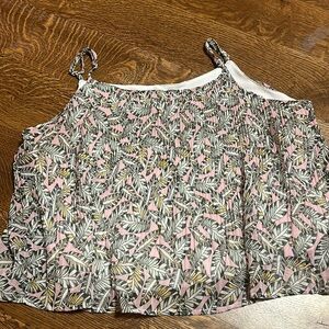 Leaf pattern adjustable flowy tank top